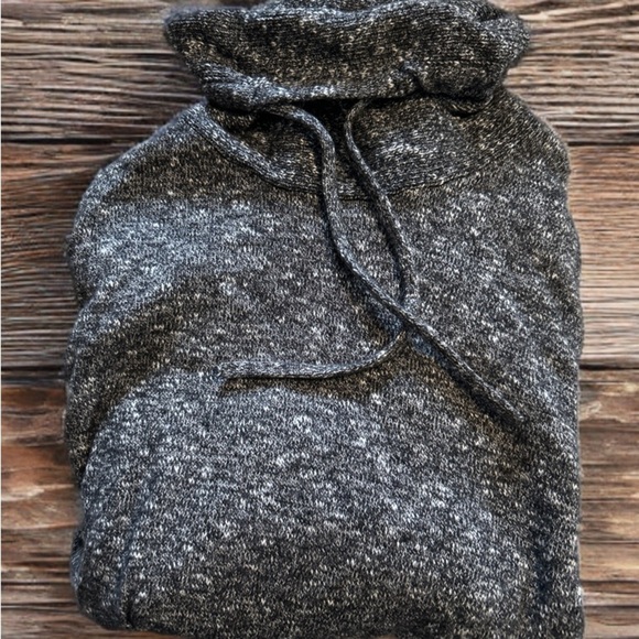 Express Gray Turtleneck Sweater with Luxurious Collar - Picture 1 of 3